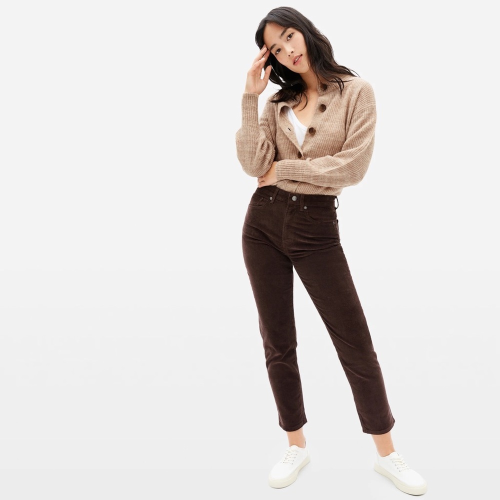 Everlane The Cropped Alpaca Cardigan in Heathered Chai